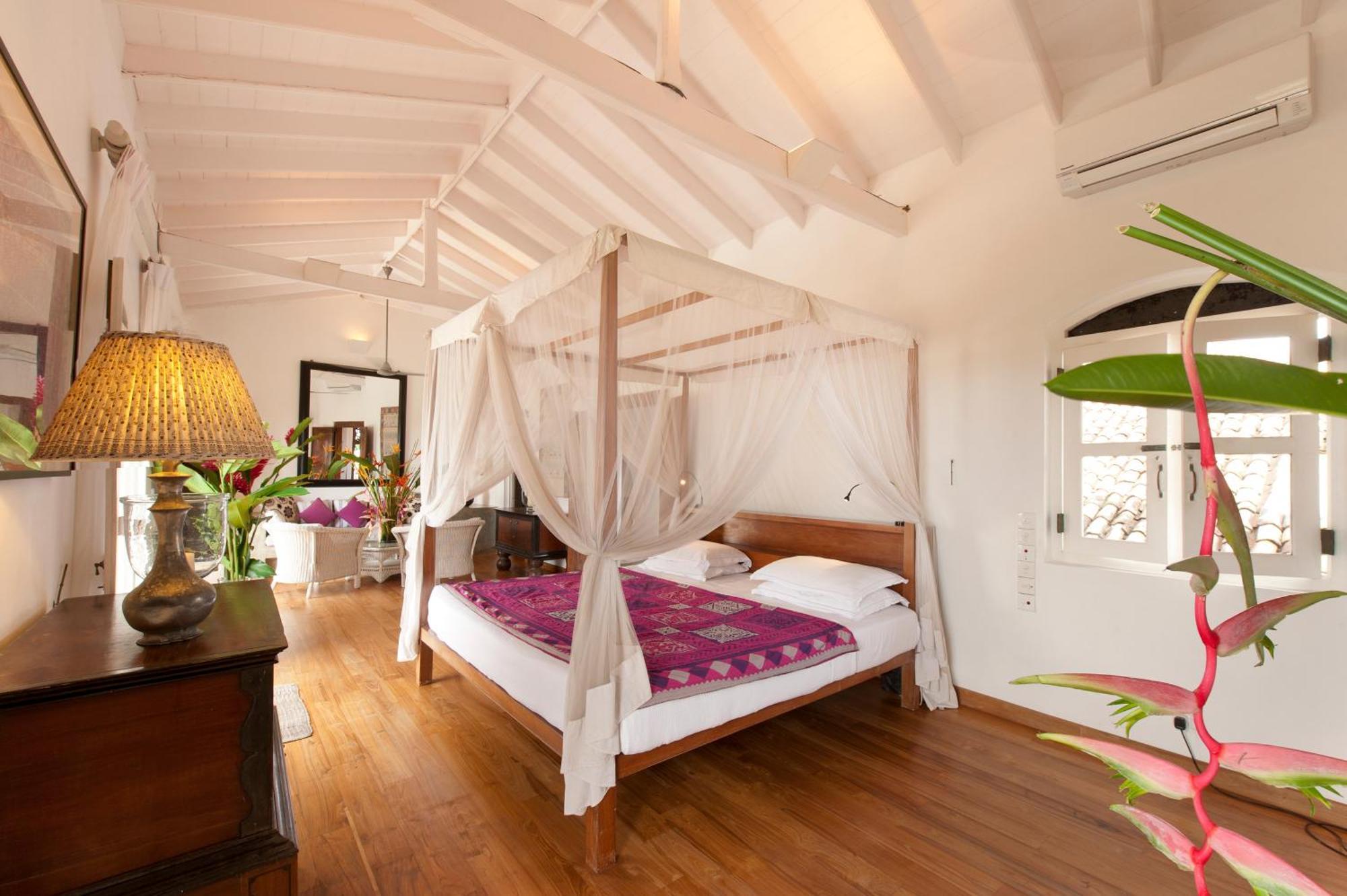 A 03 Bedroom Villa In Galle Fort With Roof Terrace & Pool Buitenkant foto