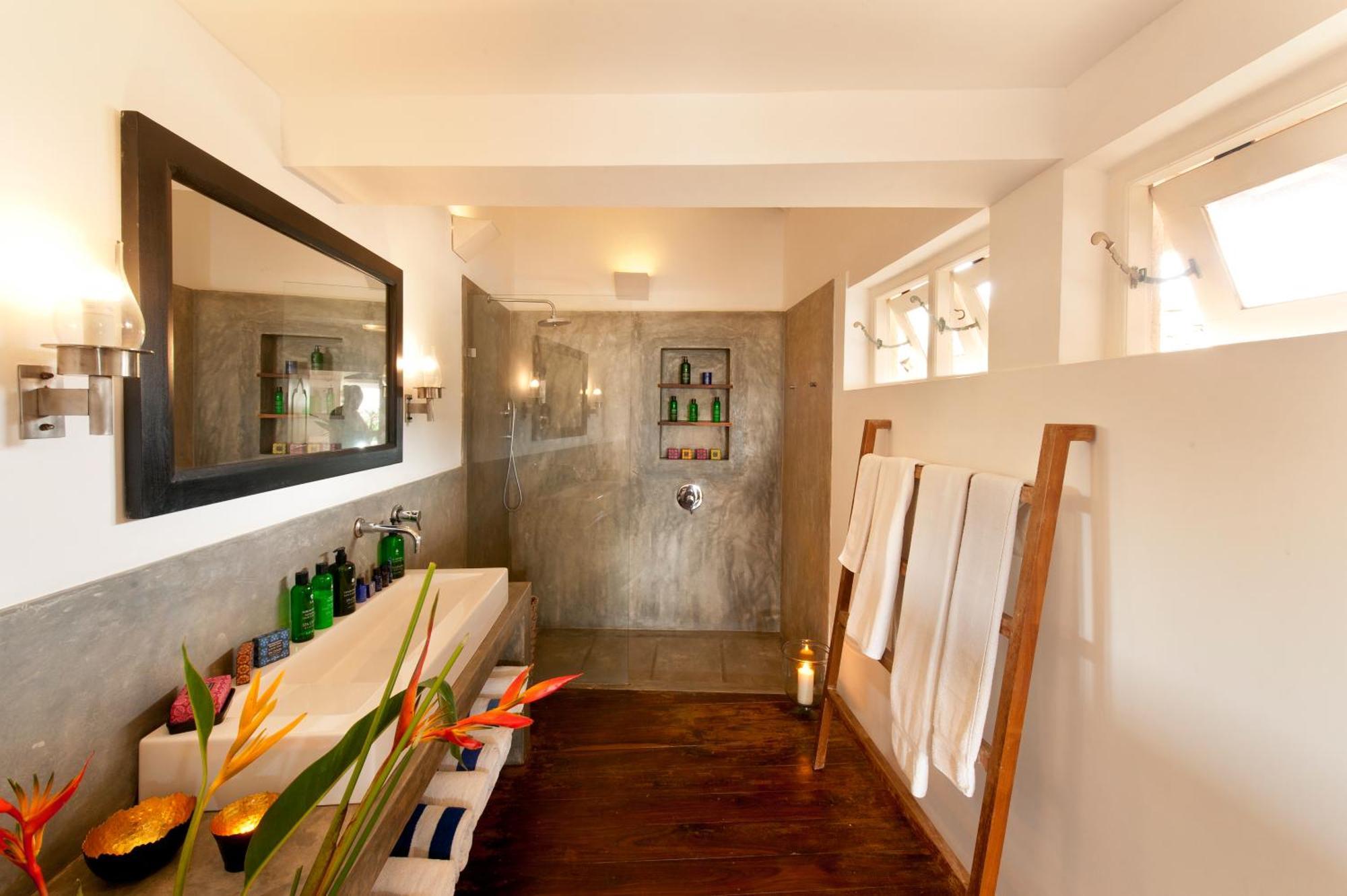 A 03 Bedroom Villa In Galle Fort With Roof Terrace & Pool Buitenkant foto